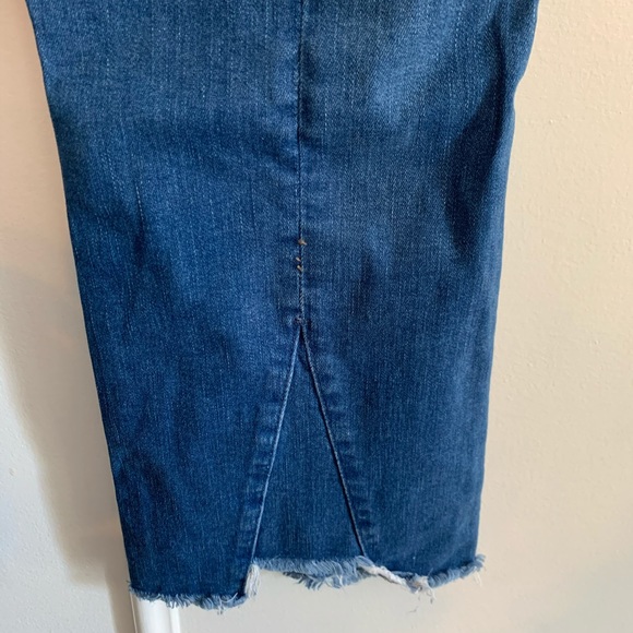 **SOLD**LOFT curvy high waist flare crops - Picture 5 of 5